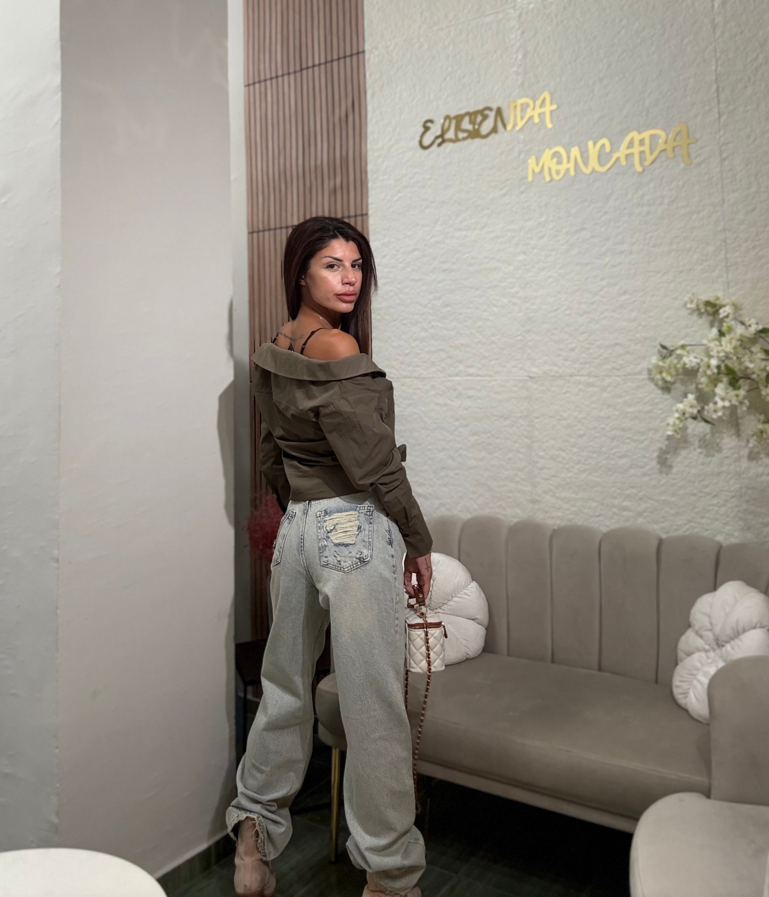 Риза Khaki Off-Shoulder
